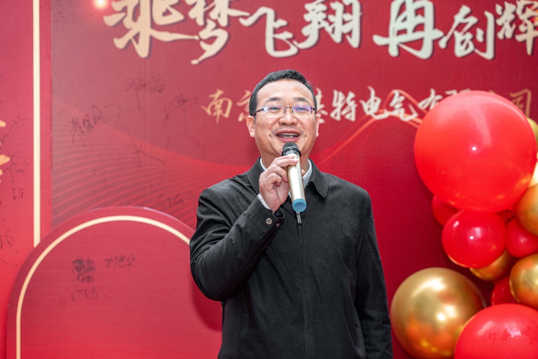 02fe538c067cf2f8e3f06d97ebec5906.jpg 02fe538c067cf2f8e3f06d97ebec5906.jpg